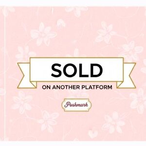 SOLD! Frame  Le High skinny jeans